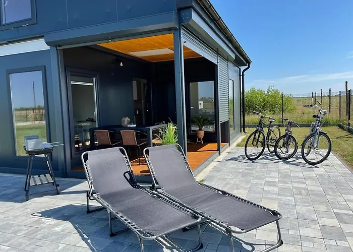 Letniskowe Bali Apartman Jezierzany